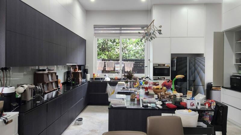 Beautiful 3.5Sty Semi-D With Lift & Pool @ East Coast/Frankel Locale Semi-Detached House For Sale at S$ 9,680,000 | PropertyGuru Singapore - Kitchen