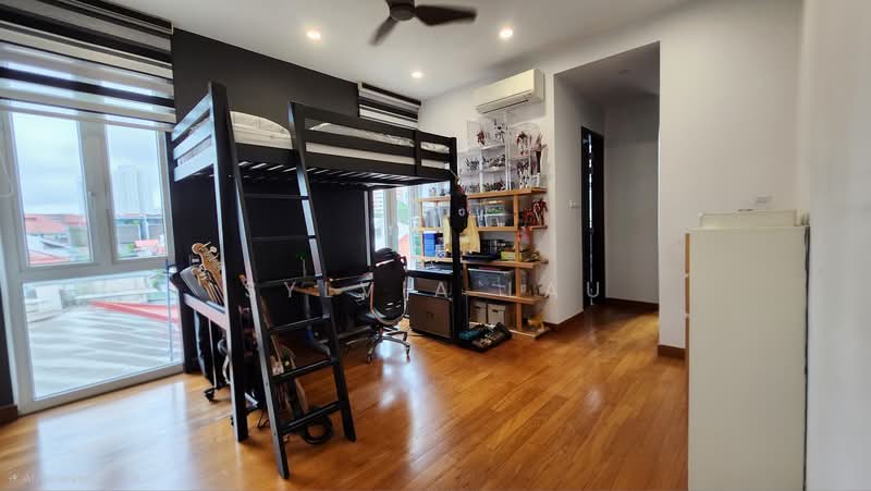Beautiful 3.5Sty Semi-D With Lift & Pool @ East Coast/Frankel Locale, East Coast Road,  Siglap, Frankel, 7 Bedrooms, 7,100 sqft, Semi-Detached House For Sale, by Sylvia Lau, 60219582 - PropertyGuru.com.sg