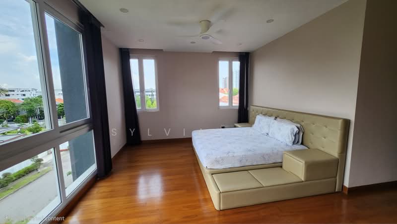 Beautiful 3.5Sty Semi-D With Lift & Pool @ East Coast/Frankel Locale, East Coast Road,  Siglap, Frankel, 7 Bedrooms, 7,100 sqft, Semi-Detached House For Sale, by Sylvia Lau, 60219582 - Bedroom - PropertyGuru.com.sg