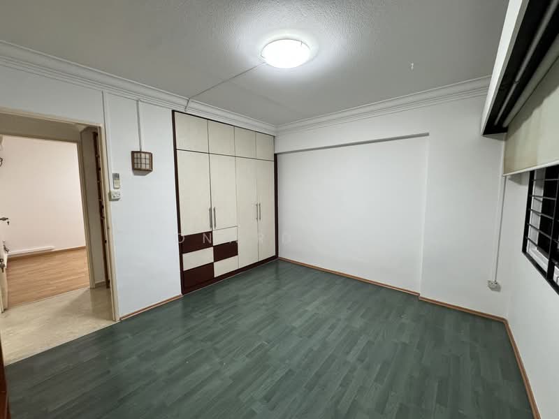 909 Hougang Street 91 HDB Flat For Sale at S$ 618,888 | PropertyGuru Singapore - Bedroom