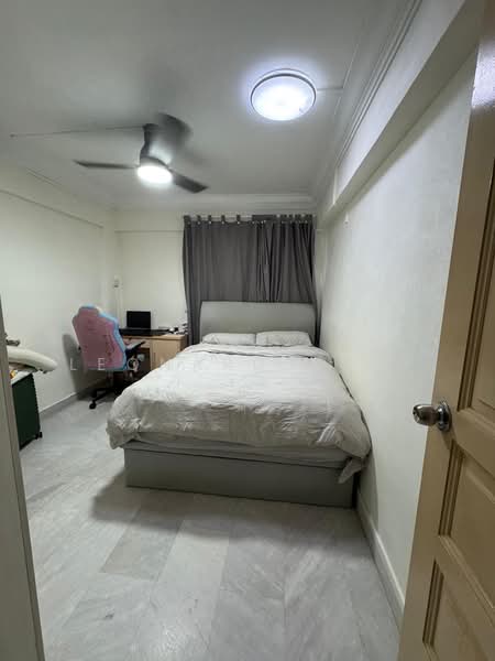 729 Clementi West Street 2, 729 Clementi West Street 2, 3 Bedrooms, 883 sqft, HDB Flat For Sale, by Leonard Boey, 60219839 - Bedroom - PropertyGuru.com.sg