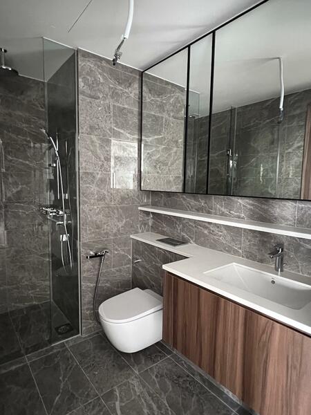 Lentor Modern, Lentor Central, 2 Bedrooms, 678 sqft, Condominium For Sale, by Liew Y F, 60219842 - Bathroom - PropertyGuru.com.sg