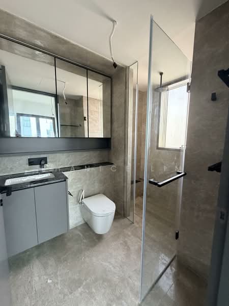 The Landmark, 173 Chin Swee Road, 4 Bedrooms, 1,141 sqft, Condominium For Rent, by Shanice Lim, 60220004 - Bathroom - PropertyGuru.com.sg