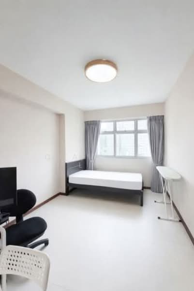 471B Upper Serangoon Crescent, 471B Upper Serangoon Crescent, 3 Bedrooms, 990 sqft, HDB Flat For Sale, by Claire C, 60220065 - Bedroom - PropertyGuru.com.sg