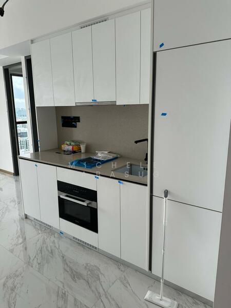The Landmark, 173 Chin Swee Road, 1 Bedroom, 517 sqft, Condominium For Rent, by Michele Cabasug, 60220131 - Kitchen - PropertyGuru.com.sg