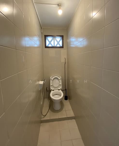 Townerville, McNair Road, Balestier / Toa Payoh, 3 Bedrooms, 2,424 sqft, Conservation House For Rent, by Alvin Tyh, 60220195 - Bathroom - PropertyGuru.com.sg