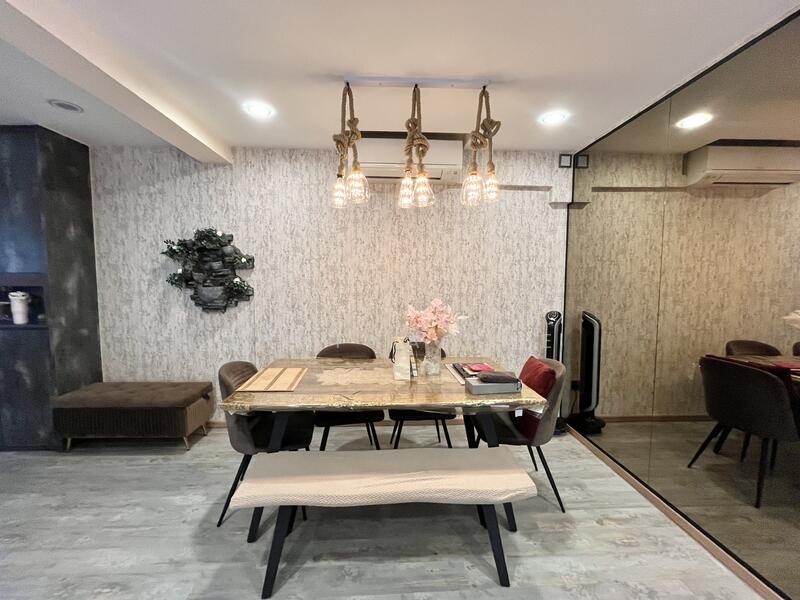 For Sale - 230 Simei Street 4