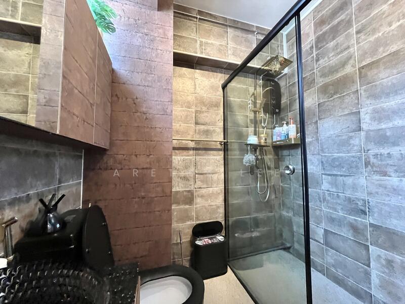 For Sale - 230 Simei Street 4