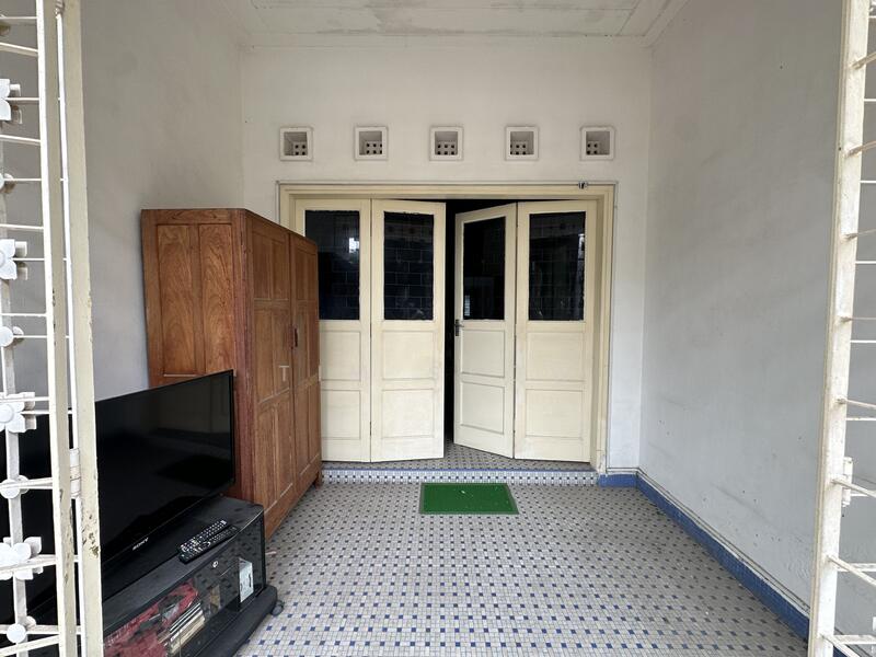 For Sale - Hilltop Terrace for rebuild