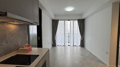 For Rent - AMO Residence