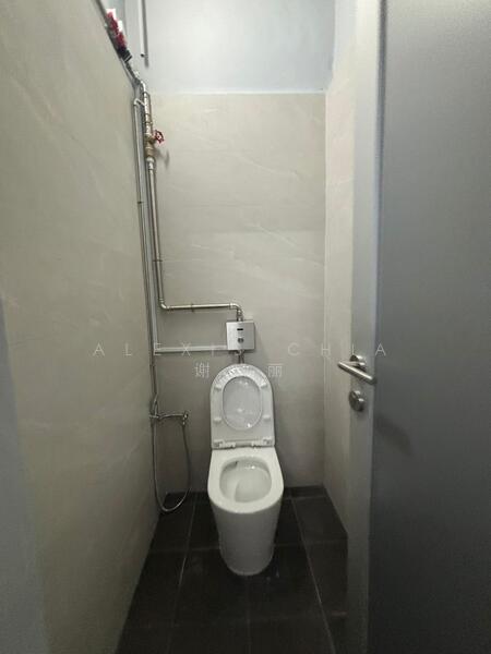 96 Sims Ave, 96 Sims Avenue, 1,768 sqft, Shop / Shophouse For Rent, by Alexis Chia 谢慧丽, 60220483 - Bathroom - CommercialGuru.com.sg