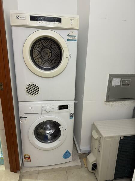 For Rent - Cheap Bedroom @ Serangoon MRT Condo