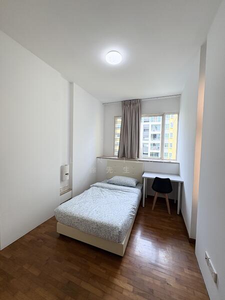 For Rent - Cheap Bedroom @ Serangoon MRT Condo