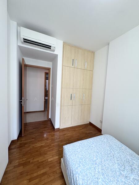 For Rent - Cheap Bedroom @ Serangoon MRT Condo