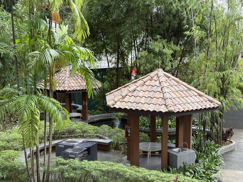 For Rent - Cheap Bedroom @ Serangoon MRT Condo