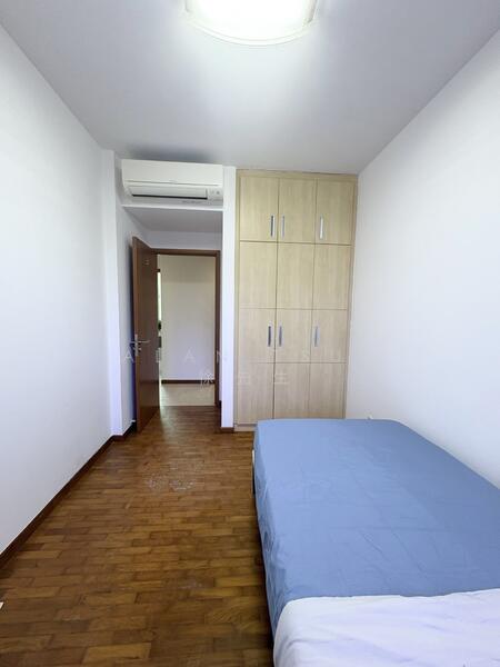For Rent - Cheap Bedroom @ Serangoon MRT Condo