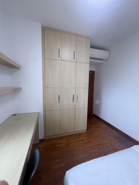 Cheap Bedroom @ Serangoon MRT Condo, Serangoon Ave 2, Room Rental, 100 sqft, Condominium For Rent, by Alan Tsui 徐先生, 60220751 - Bedroom - PropertyGuru.com.sg