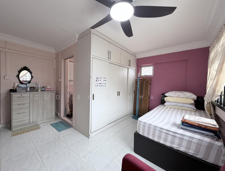 For Sale - 842D Tampines Street 82