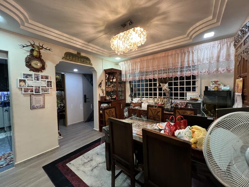 For Rent - 724 Yishun Street 71