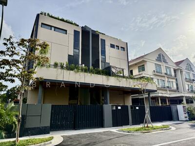 For Sale - ⭐️⭐️LANDED7772 @ BRAND NEW SEMI-D