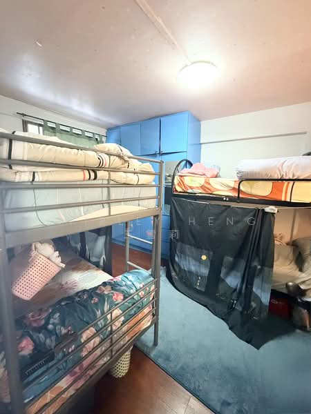 22 Sin Ming Road, 22 Sin Ming Road, 2 Bedrooms, 732 sqft, HDB Flat For Sale, by Shirley Heng 王雪莉, 60221113 - Common Bedroom - PropertyGuru.com.sg