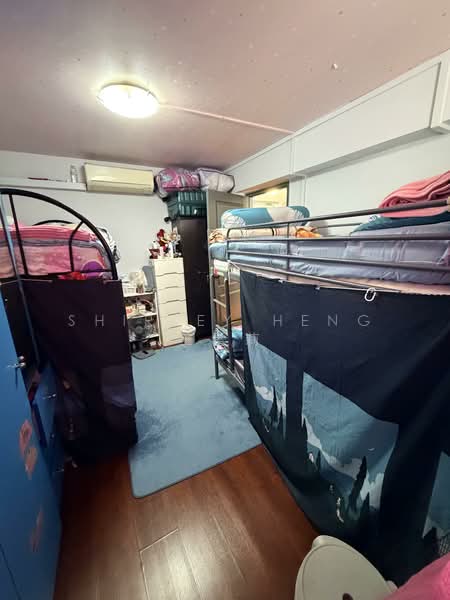 22 Sin Ming Road, 22 Sin Ming Road, 2 Bedrooms, 732 sqft, HDB Flat For Sale, by Shirley Heng 王雪莉, 60221113 - Bedroom - PropertyGuru.com.sg
