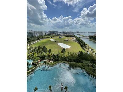 For Sale - 1km to NanHua @ Clementi/Westcoast! Like new, shift in ready