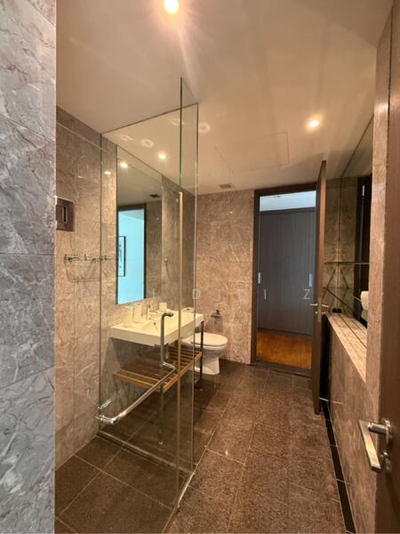 For Sale - Draycott Eight