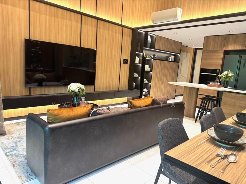 Blossoms By The Park Condominium For Sale at S$ 3,596,000 | PropertyGuru Singapore - Living Room