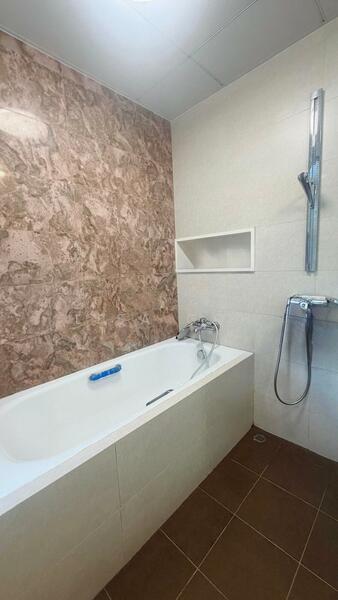 Master bedroom bathroom 