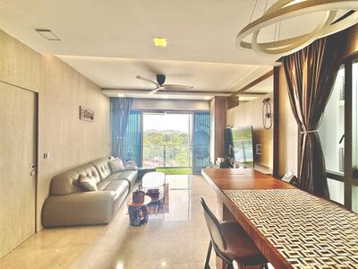 For Sale - Thomson Grand