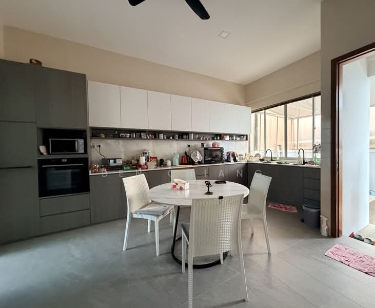 SERANGOON GARDEN ESTATE, , 6 Bedrooms, 6,200 sqft, Semi-Detached House For Sale, by Ben Chiang, 60221364 - Kitchen - PropertyGuru.com.sg
