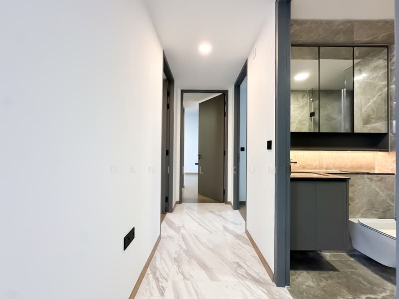 The Landmark, 173 Chin Swee Road, 3 Bedrooms, 1,076 sqft, Condominium For Rent, by Daniel Kum, 60221366 - Corridor - PropertyGuru.com.sg