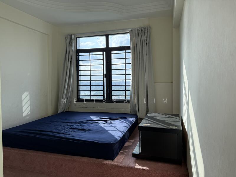 For Rent - Parc Oasis