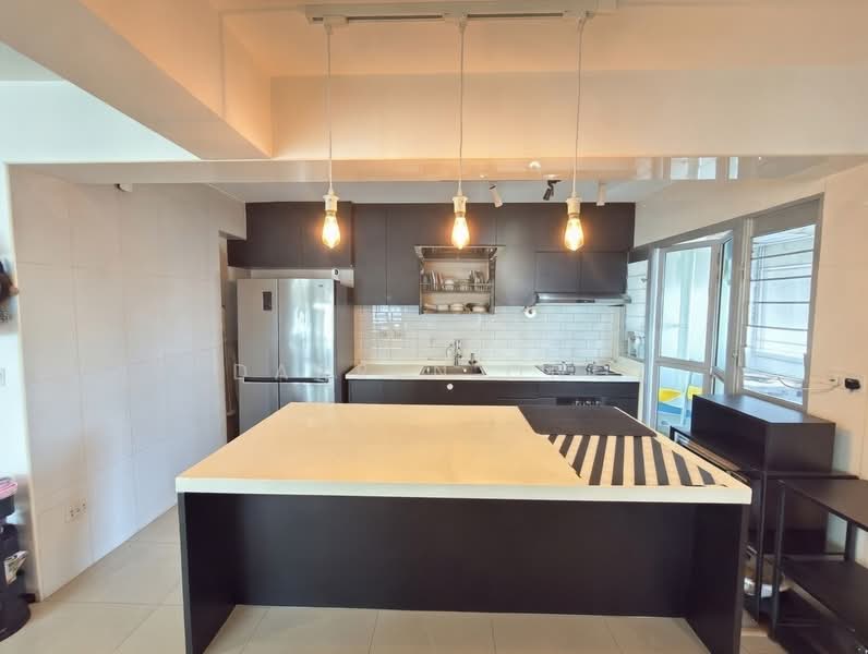 233B Sumang Lane HDB Flat For Sale at S$ 838,000 | PropertyGuru Singapore - Kitchen