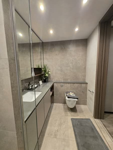 Norwood Grand, 10 Champions Way, 4 Bedrooms, 1,313 sqft, Condominium For Sale, by Leona Chansingh, 60221445 - Bathroom - PropertyGuru.com.sg