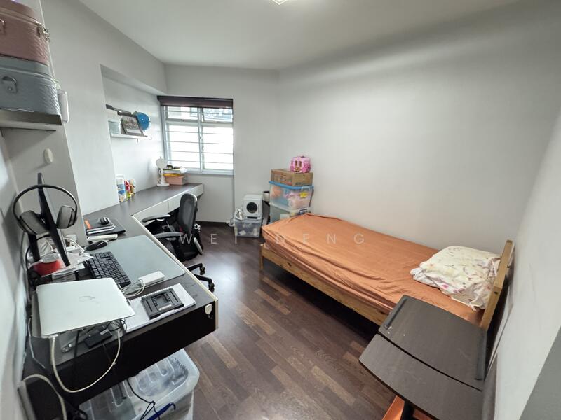 For Sale - 385 Bukit Batok West Avenue 5