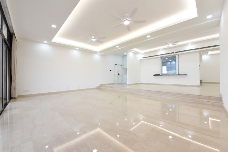 Regency Park, 11 Nathan Road, 4 Bedrooms, 3,600 sqft, Condominium For Rent, by Sripriya Ganesh, 60221538 - Living Room - PropertyGuru.com.sg