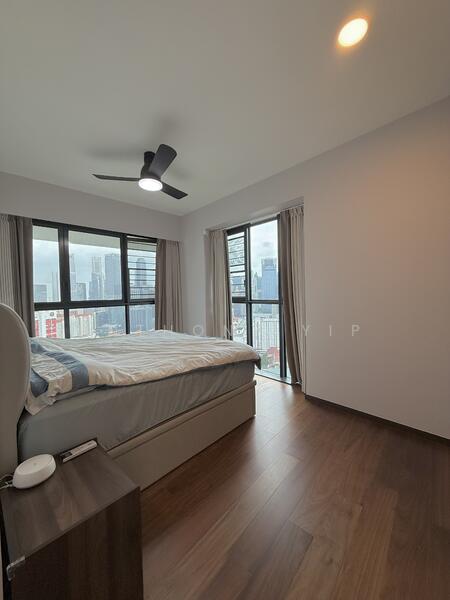 One Pearl Bank Condominium For Sale at S$ 4,380,000 | PropertyGuru Singapore - Master Bedroom