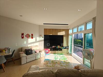 For Rent - The Aston