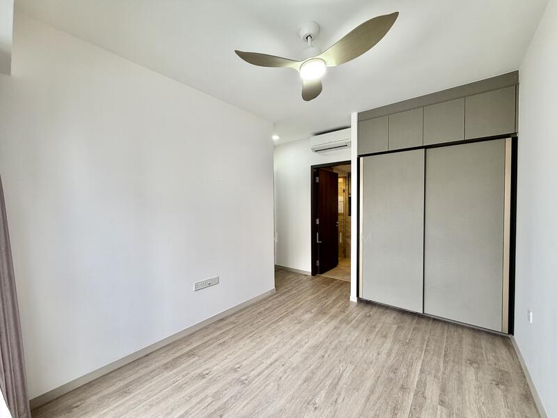 Riverfront Residences Condominium For Sale at S$ 2,299,999 | PropertyGuru Singapore