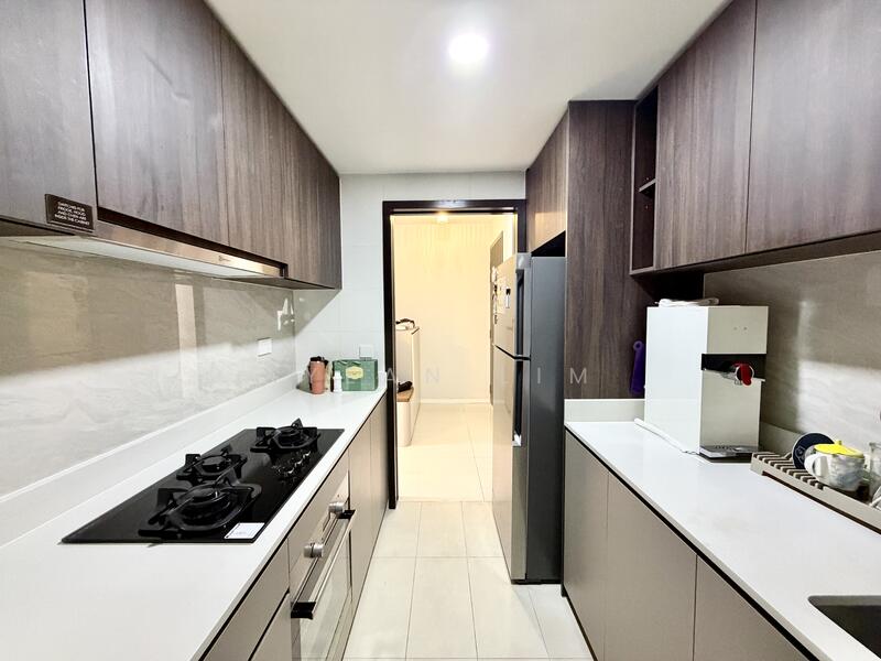 Riverfront Residences Condominium For Sale at S$ 2,299,999 | PropertyGuru Singapore