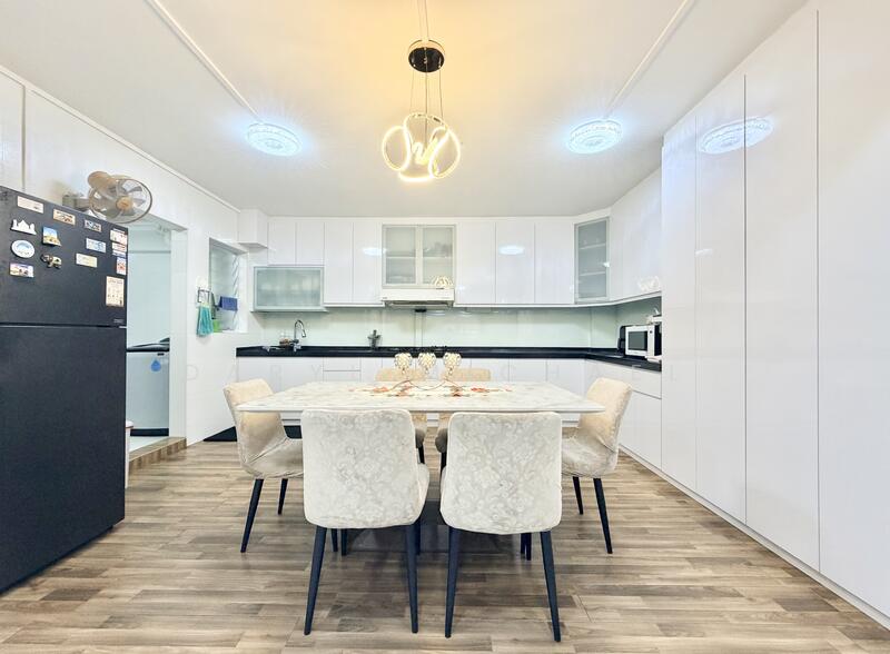 For Sale - 764 Pasir Ris Street 71