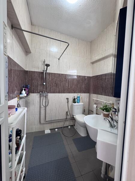 Masterbedroom Bathroom
