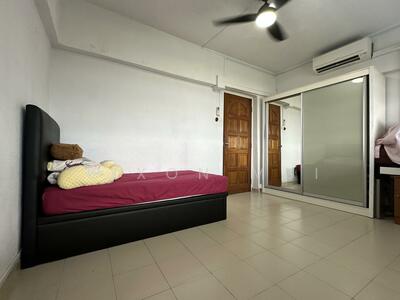 For Rent - 547 Jurong West Street 42