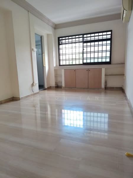 724 Woodlands Avenue 6, 724 Woodlands Avenue 6, 3 Bedrooms, 1,098 sqft, HDB Flat For Sale, by Jason Tan, 60221856 - Master Room - PropertyGuru.com.sg
