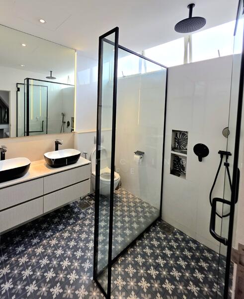 Master Bedroom Ensuite