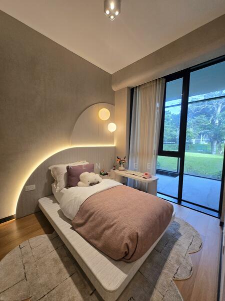 The Hillshore Condominium For Sale at S$ 2,650,000 | PropertyGuru Singapore - Bedroom