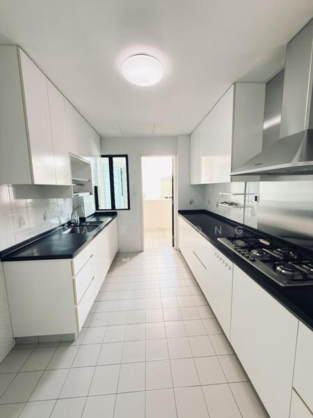 D21 Freehold $1880psf, Next to MRT station 1356sqft Condominium For Sale at S$ 2,550,000 | PropertyGuru Singapore