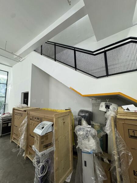 Inspace, 24 New Industrial Road, 2,390 sqft, Light Industrial (B1) For Rent, by Theresa THY, 60222058 - Stairs - CommercialGuru.com.sg